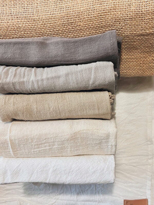 Camino de Mesa de Tela Artesanal Blanco