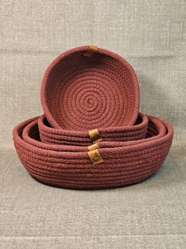 20250924_151817 Combo de Cestos de Algodón – 4 Tamaños Color Bordo