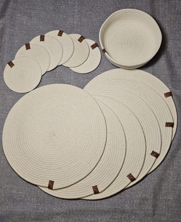 20250924_170726 Combo Crudo Individuales + Posavasos + Cesta Artesanal